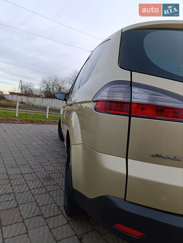 Минивэн Ford S-Max 2006 в Владимире