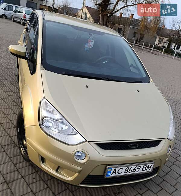 Минивэн Ford S-Max 2006 в Владимире