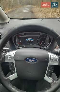 Минивэн Ford S-Max 2006 в Долине