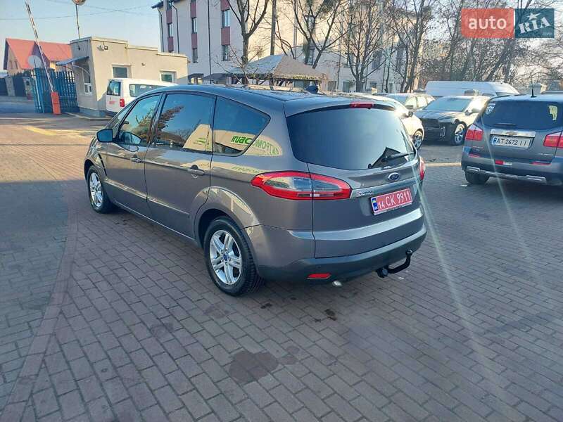 Минивэн Ford S-Max 2012 в Ивано-Франковске