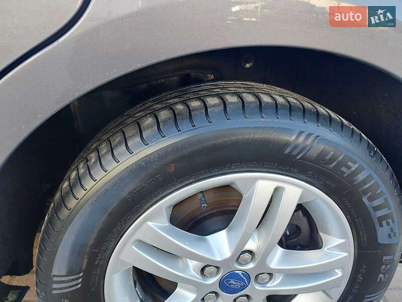 Минивэн Ford S-Max 2012 в Ивано-Франковске