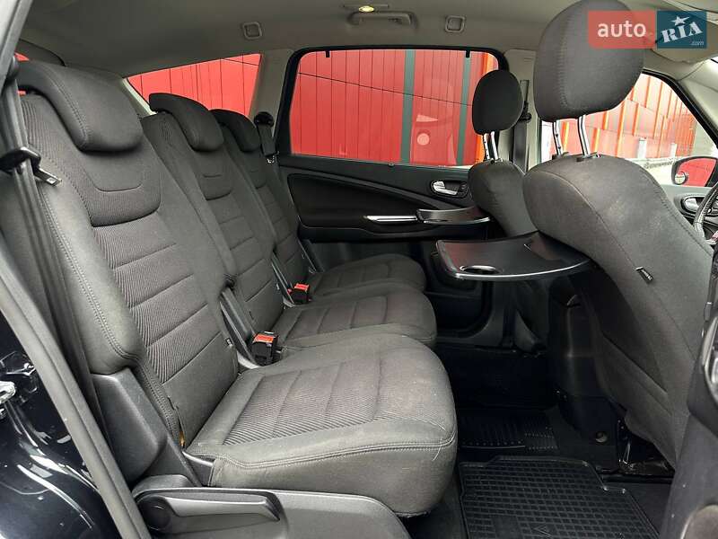 Минивэн Ford S-Max 2013 в Киеве