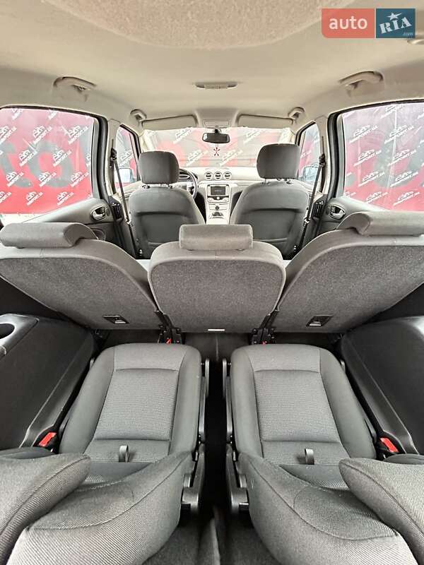 Минивэн Ford S-Max 2009 в Сумах