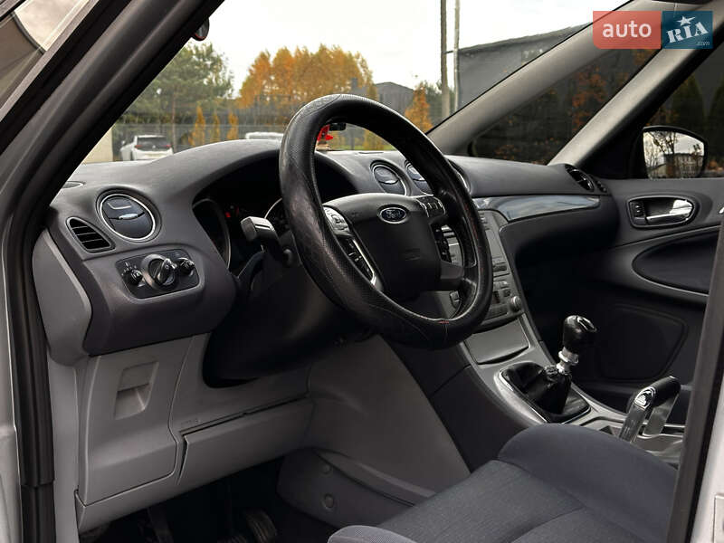 Минивэн Ford S-Max 2007 в Николаеве фото 18 Минивэн Ford S-Max 2007 в Николаеве