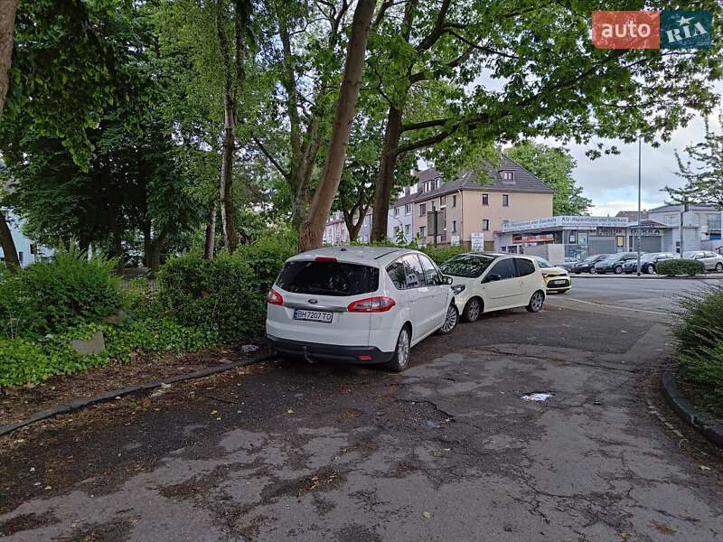 Мінівен Ford S-Max 2013 в Одесі