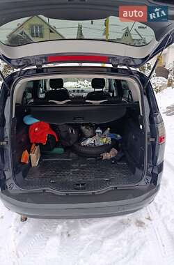 Минивэн Ford S-Max 2010 в Черновцах
