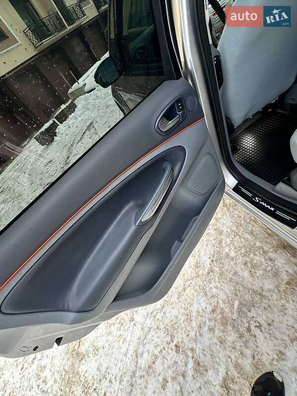 Минивэн Ford S-Max 2008 в Коломые