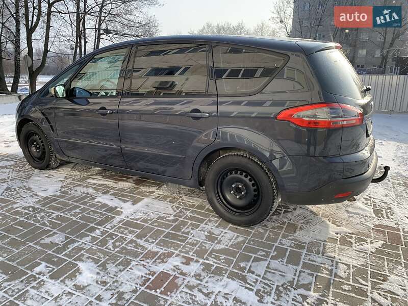 Минивэн Ford S-Max 2011 в Сумах
