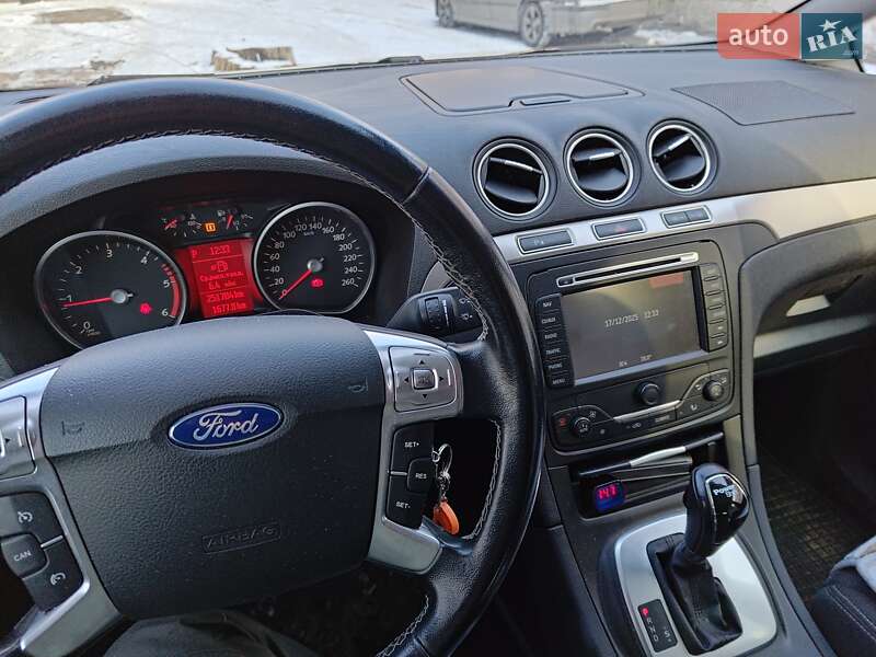 Минивэн Ford S-Max 2013 в Одессе