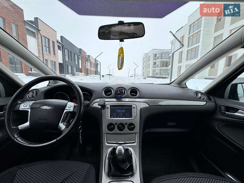 Мінівен Ford S-Max 2009 в Рівному фото 30 Мінівен Ford S-Max 2009 в Рівному