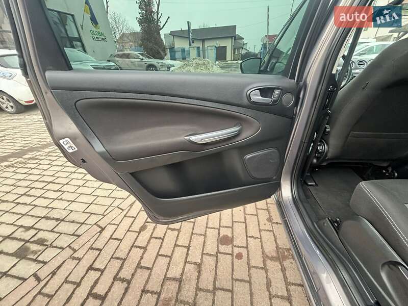 Мінівен Ford S-Max 2012 в Івано-Франківську