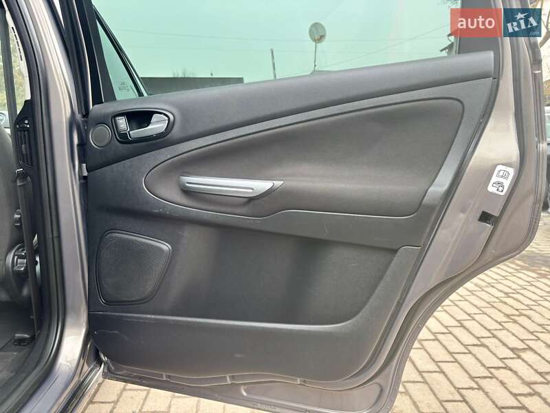 Мінівен Ford S-Max 2012 в Івано-Франківську