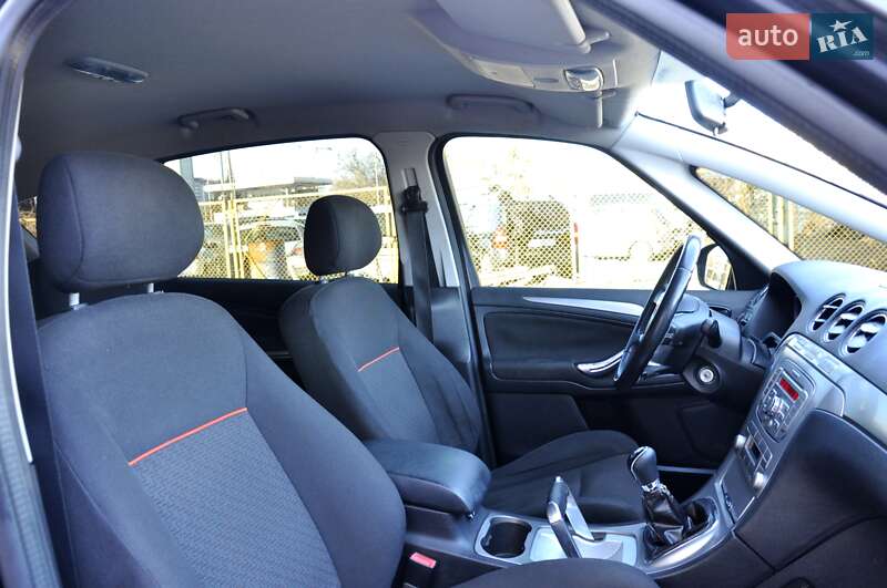 Минивэн Ford S-Max 2009 в Львове