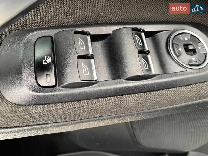 Минивэн Ford S-Max 2011 в Сумах фото 21 Минивэн Ford S-Max 2011 в Сумах