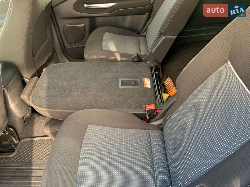 Минивэн Ford S-Max 2011 в Сумах фото 26 Минивэн Ford S-Max 2011 в Сумах