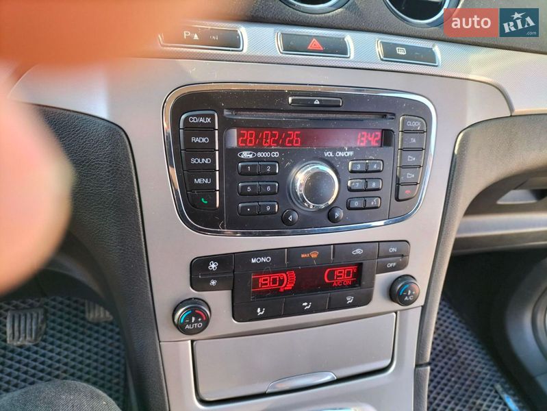 Минивэн Ford S-Max 2010 в Подольске