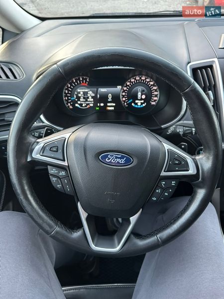 Минивэн Ford S-Max 2017 в Ужгороде