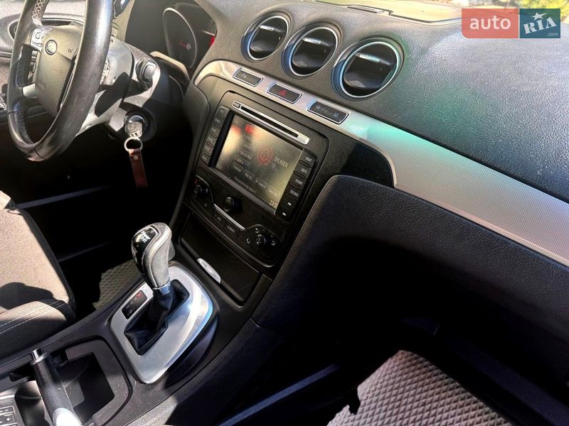 Минивэн Ford S-Max 2013 в Хмельницком