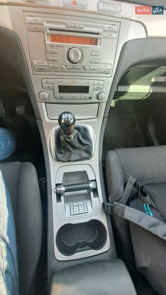 Мінівен Ford S-Max 2006 в Софіївській Борщагівці