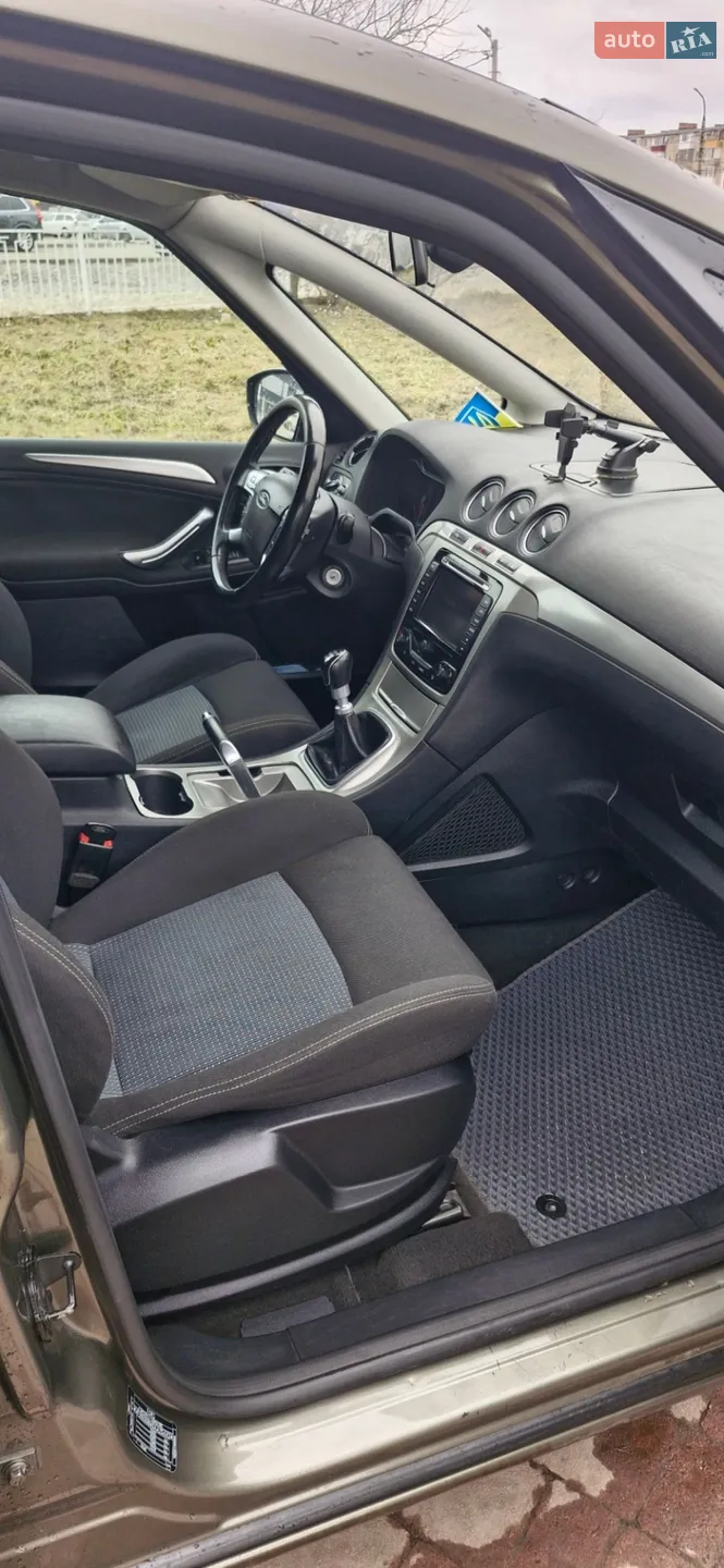 2010 Ford S-MAX - мініатюра 8