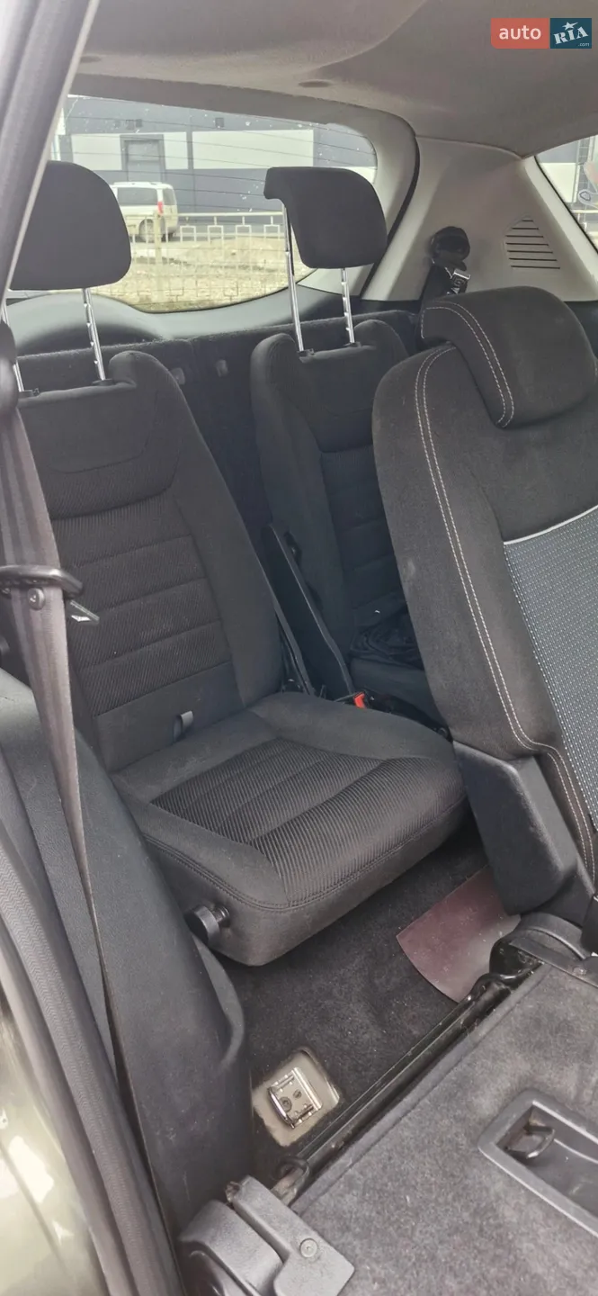 2010 Ford S-MAX - мініатюра 11