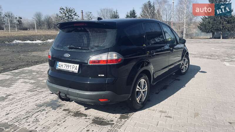Минивэн Ford S-Max 2008 в Светловодске
