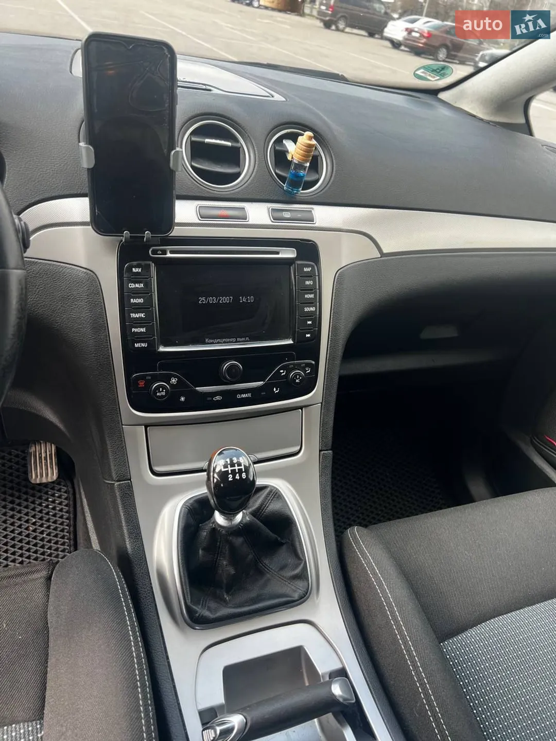 2010 Ford S-MAX - мініатюра 16