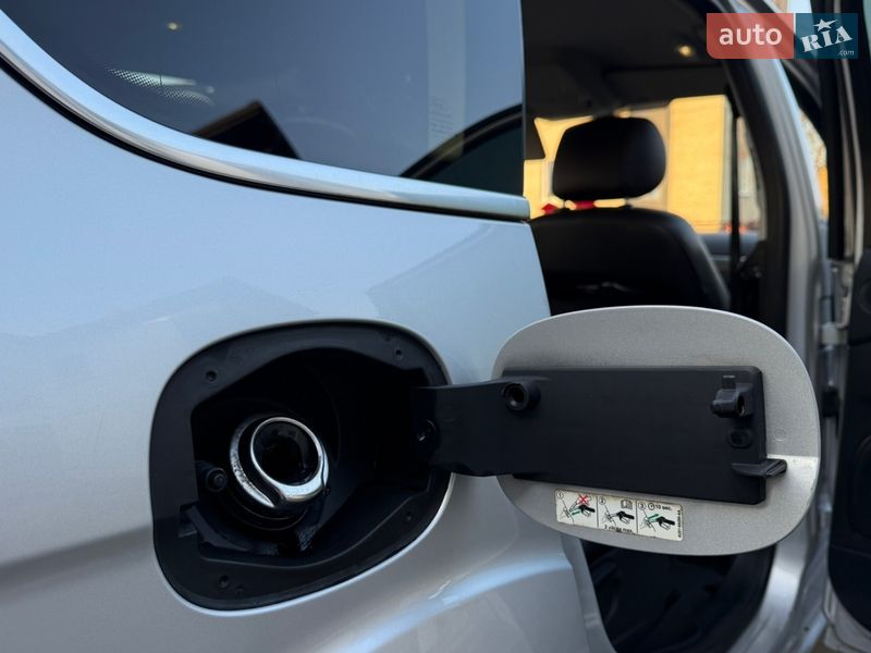 Мінівен Ford S-Max 2013 в Ковелі