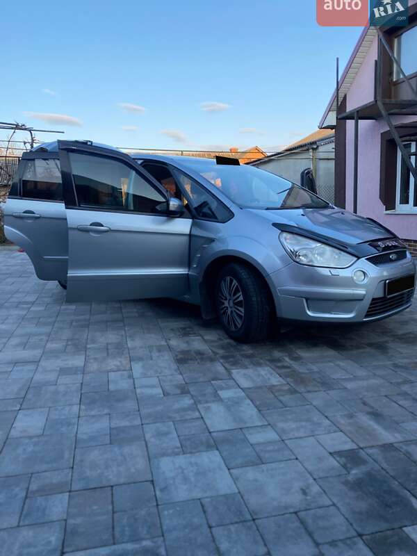 Минивэн Ford S-Max 2008 в Сокале
