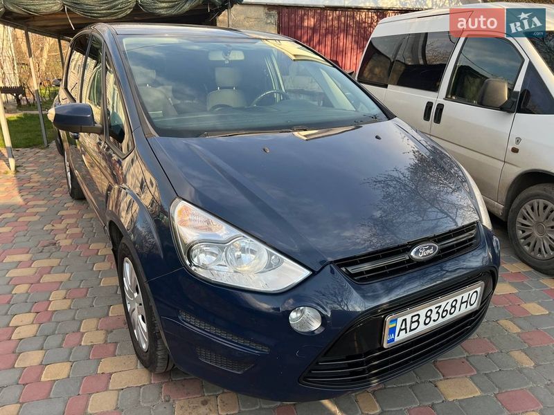 Ford S-Max 2011