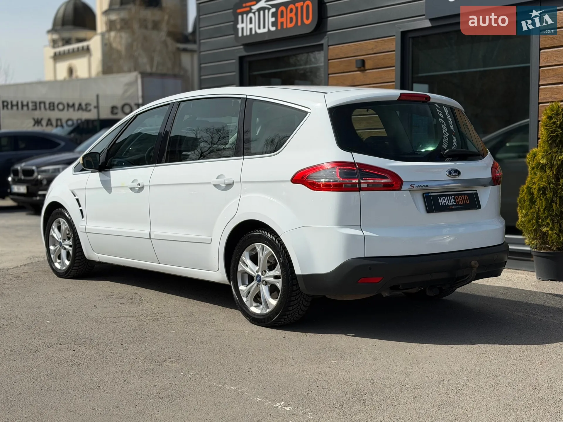 2011 Ford S-MAX - мініатюра 18