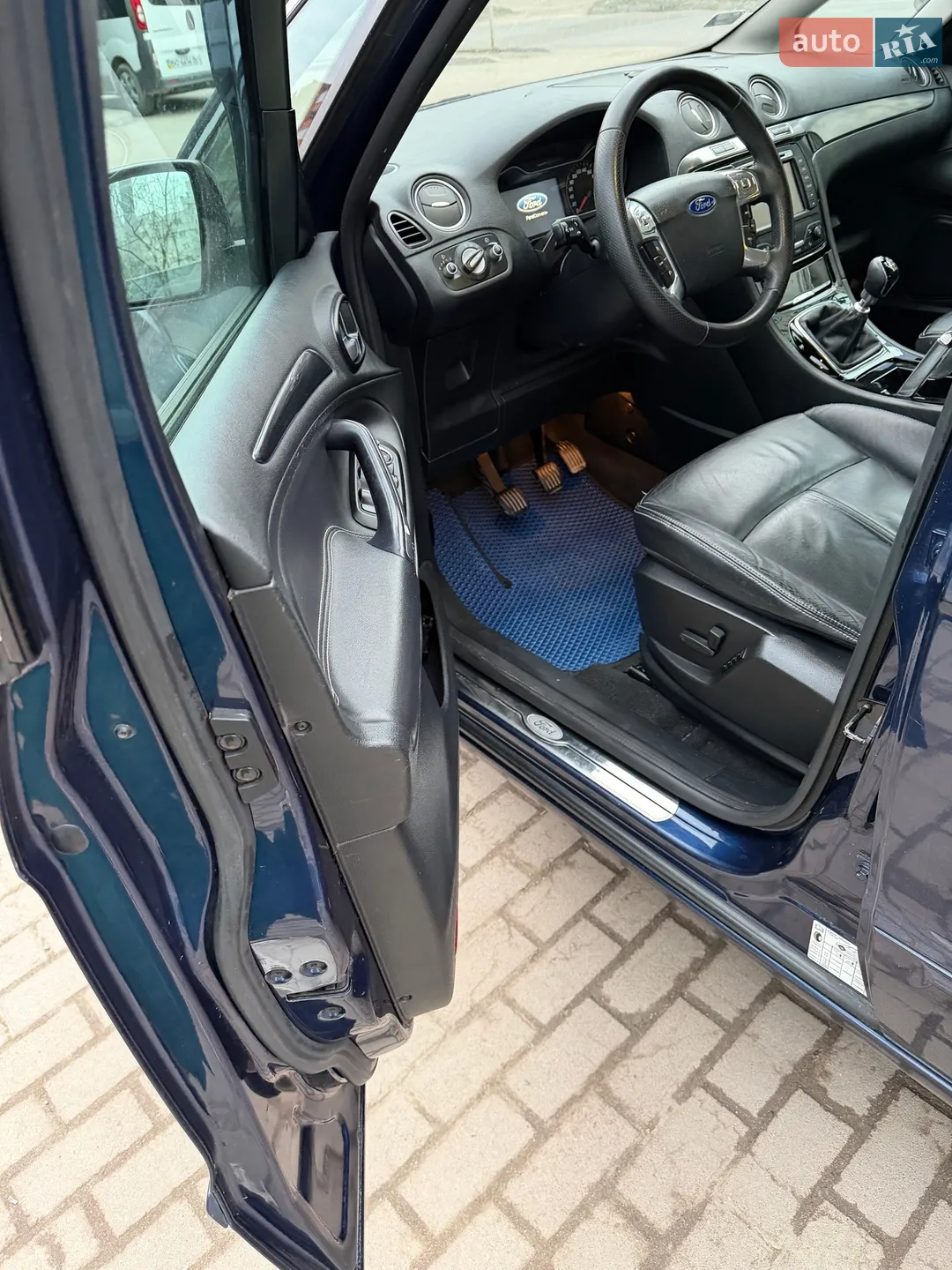 2011 Ford S-MAX - мініатюра 19