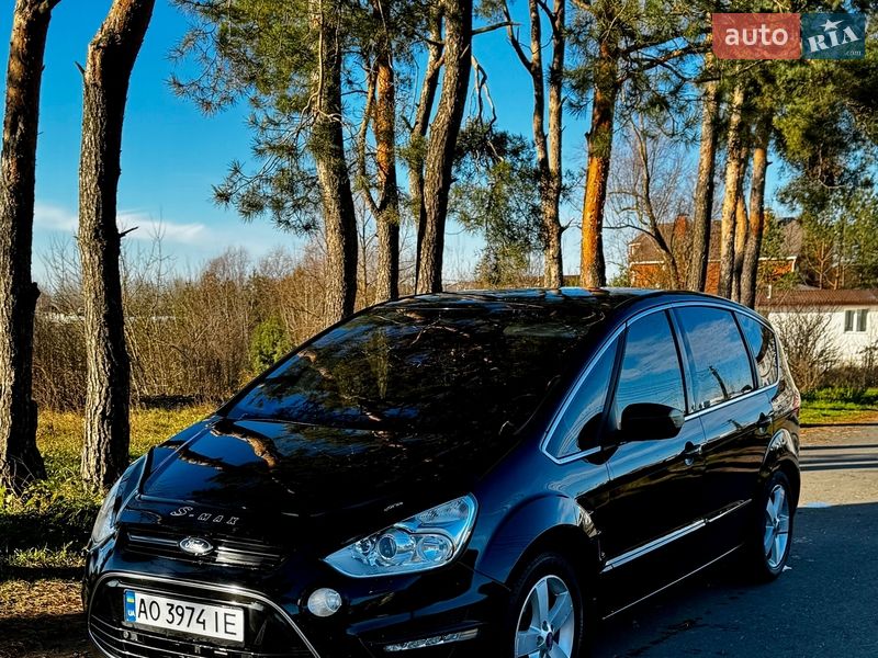 Ford S-Max 2011