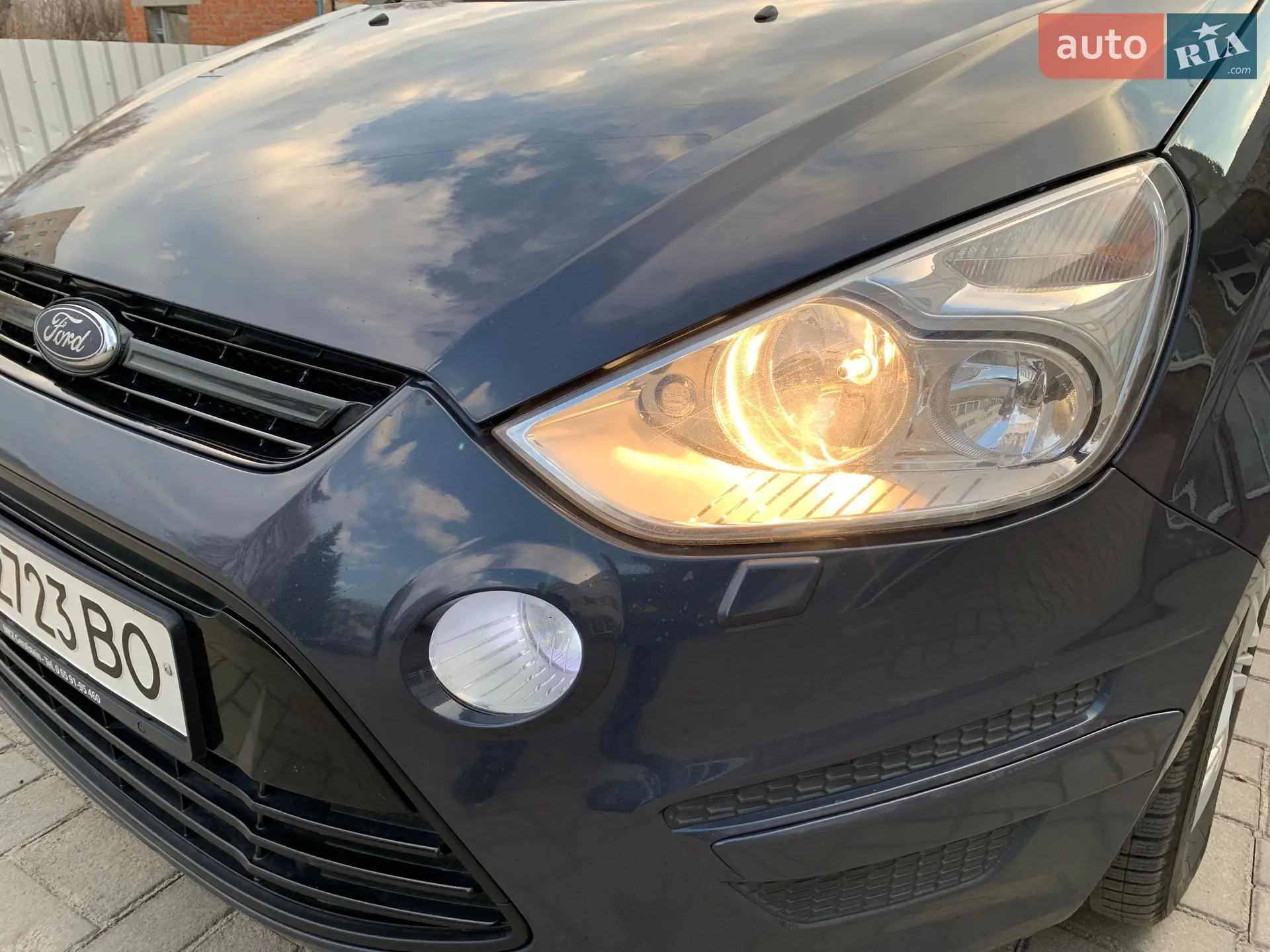 2011 Ford S-MAX - мініатюра 16