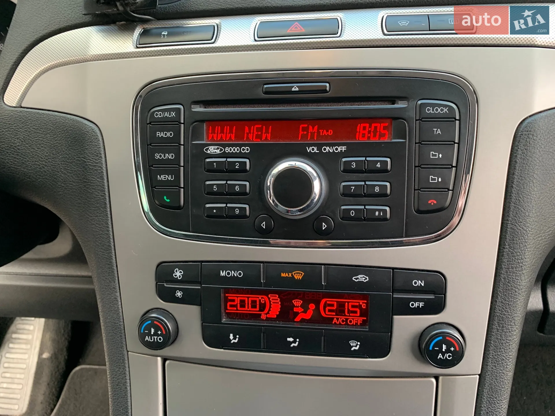 2011 Ford S-MAX - мініатюра 24