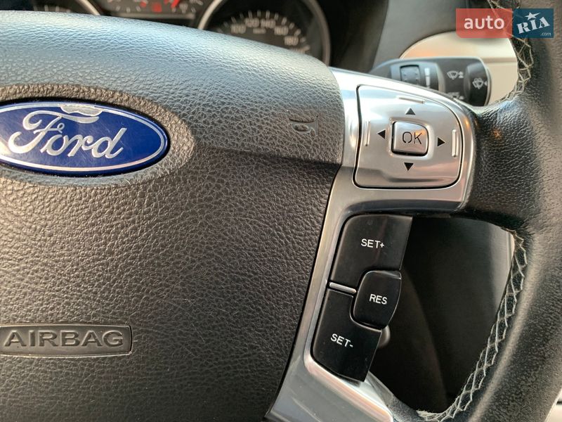 Минивэн Ford S-Max 2011 в Сумах