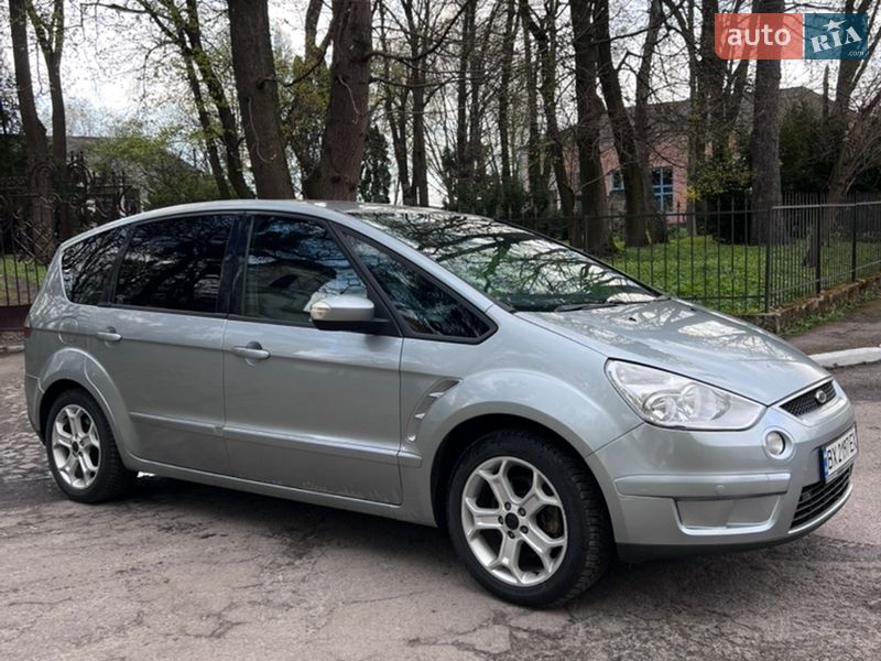 Минивэн Ford S-Max 2008 в Остроге