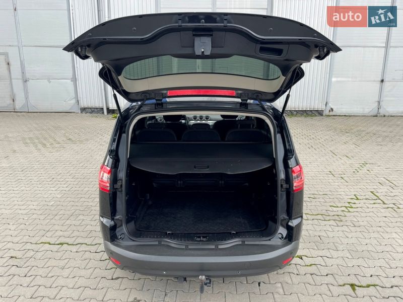 Минивэн Ford S-Max 2011 в Черновцах