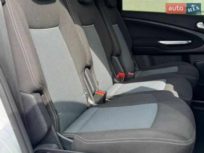 Минивэн Ford S-Max 2012 в Виннице