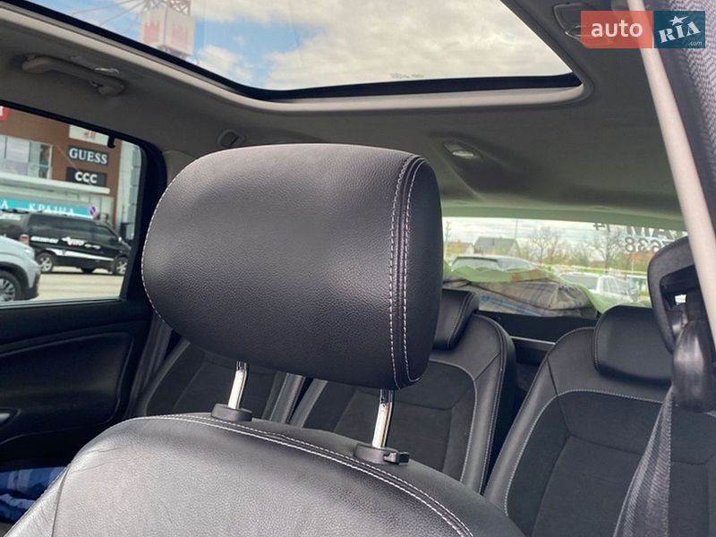 Мінівен Ford S-Max 2014 в Южному