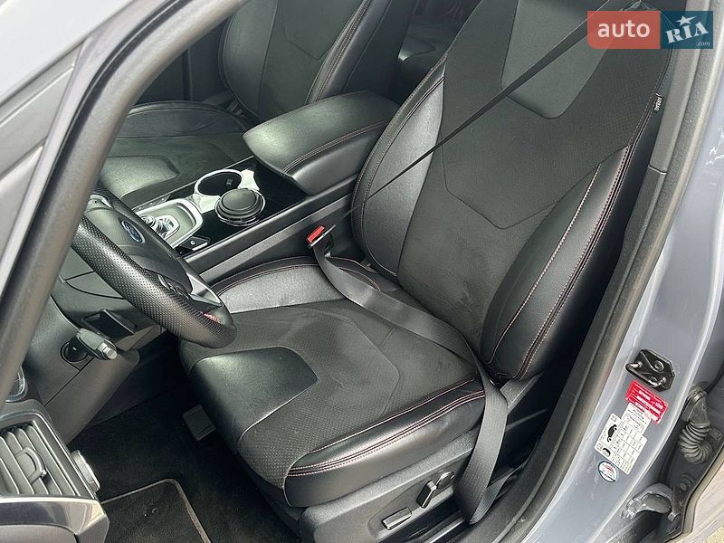 Минивэн Ford S-Max 2019 в Мукачево