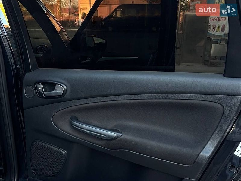 Минивэн Ford S-Max 2011 в Локачах