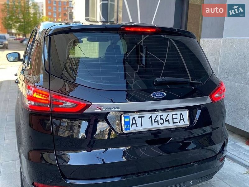 Мінівен Ford S-Max 2015 в Калуші