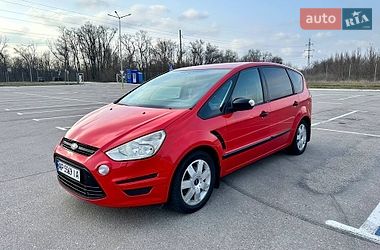 Минивэн Ford S-Max 2012 в Запорожье