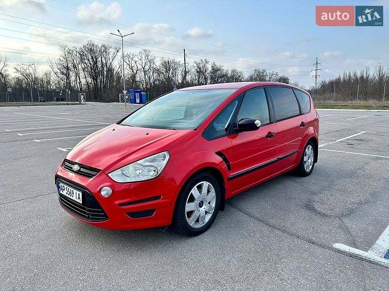 Минивэн Ford S-Max 2012 в Запорожье