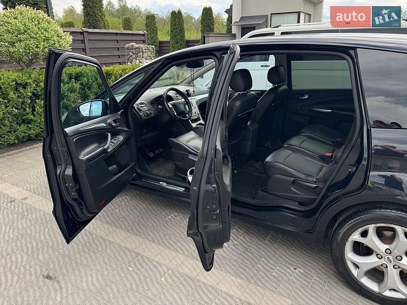Минивэн Ford S-Max 2009 в Стрые