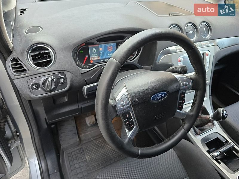 Минивэн Ford S-Max 2009 в Ивано-Франковске