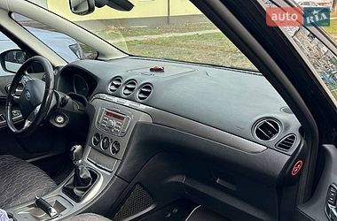 Минивэн Ford S-Max 2009 в Калуше