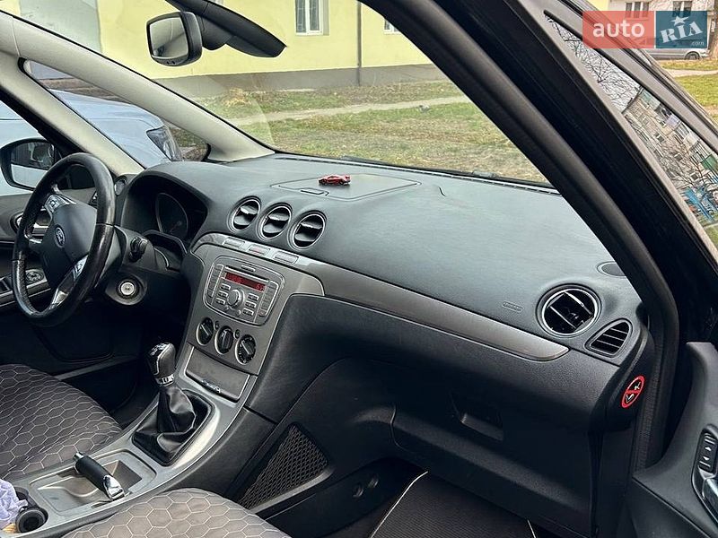Минивэн Ford S-Max 2009 в Калуше