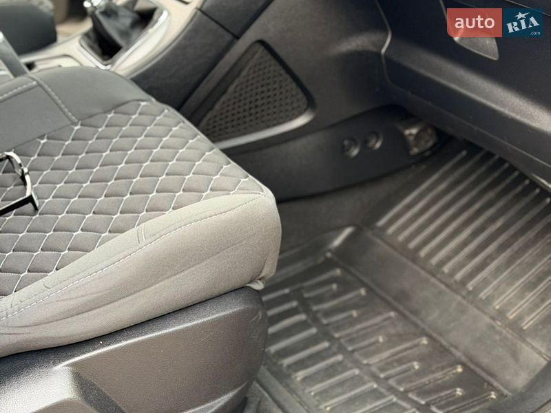 Мінівен Ford S-Max 2010 в Южноукраїнську фото 28 Мінівен Ford S-Max 2010 в Южноукраїнську